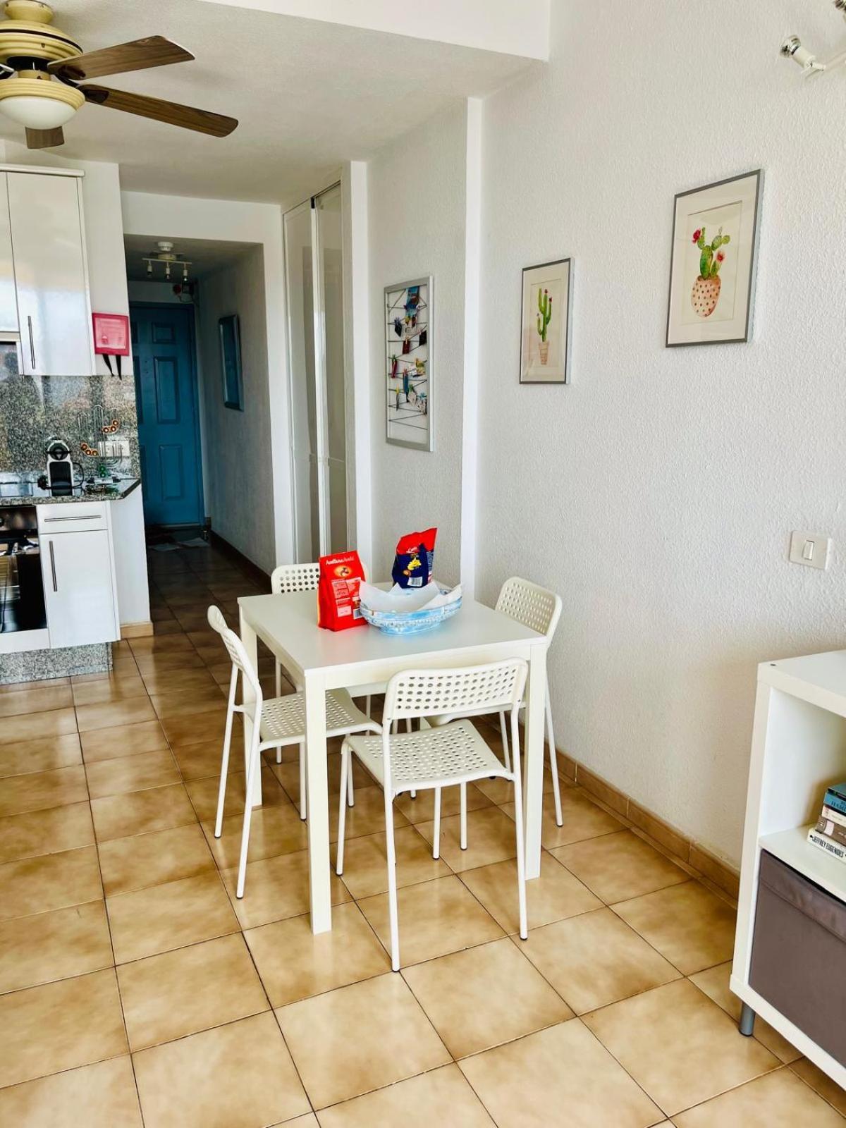 Castle Margherita'S Apartments Los Cristianos  Luaran gambar