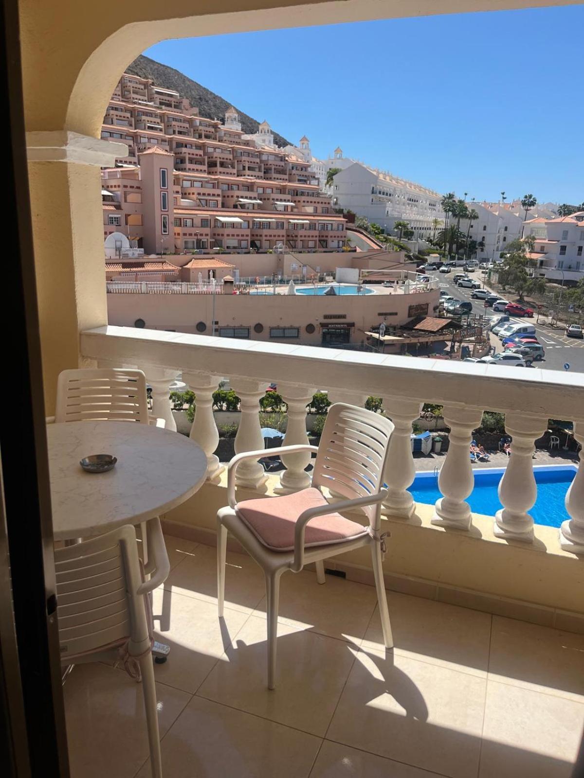 Castle Margherita'S Apartments Los Cristianos  Luaran gambar