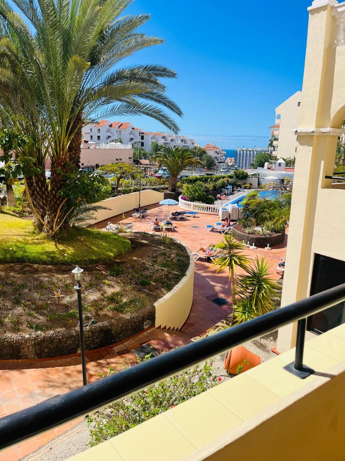 Castle Margherita'S Apartments Los Cristianos  Luaran gambar